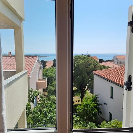 Apartment Wallot Novalja Ngoại thất bức ảnh