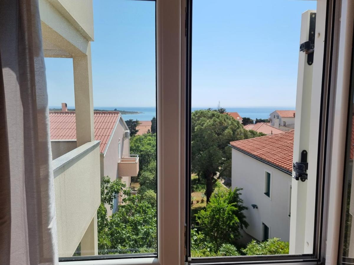 Apartment Wallot Novalja Ngoại thất bức ảnh