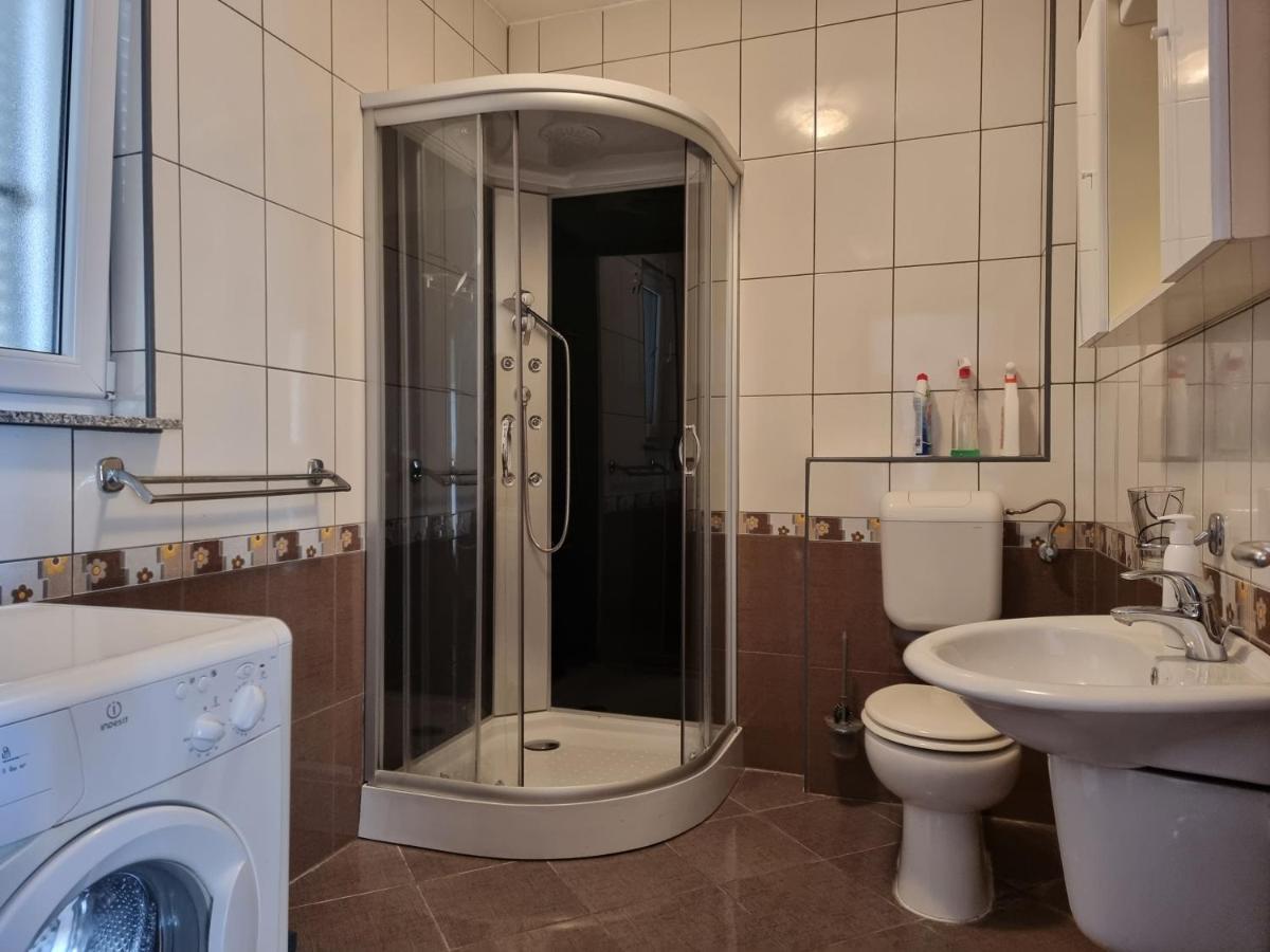 Apartment Wallot Novalja Ngoại thất bức ảnh