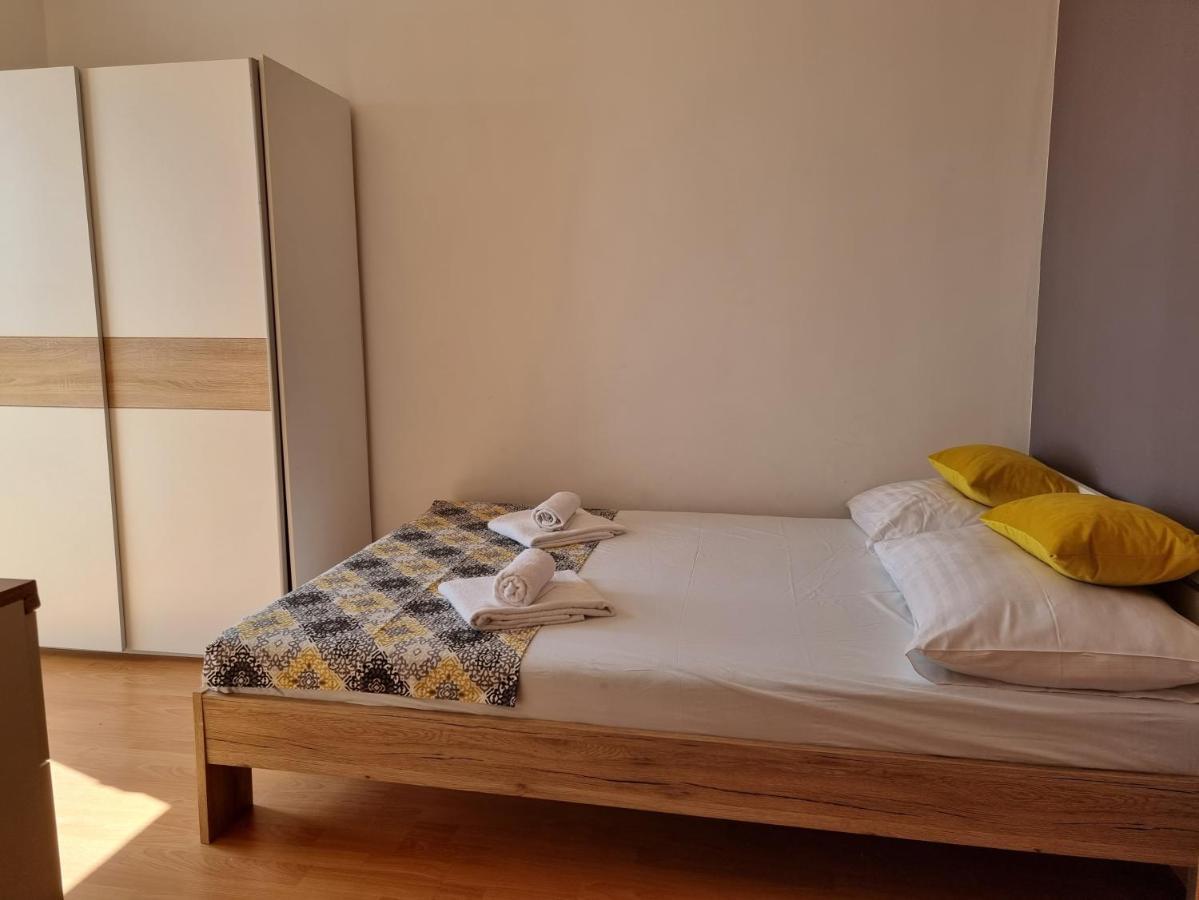 Apartment Wallot Novalja Ngoại thất bức ảnh