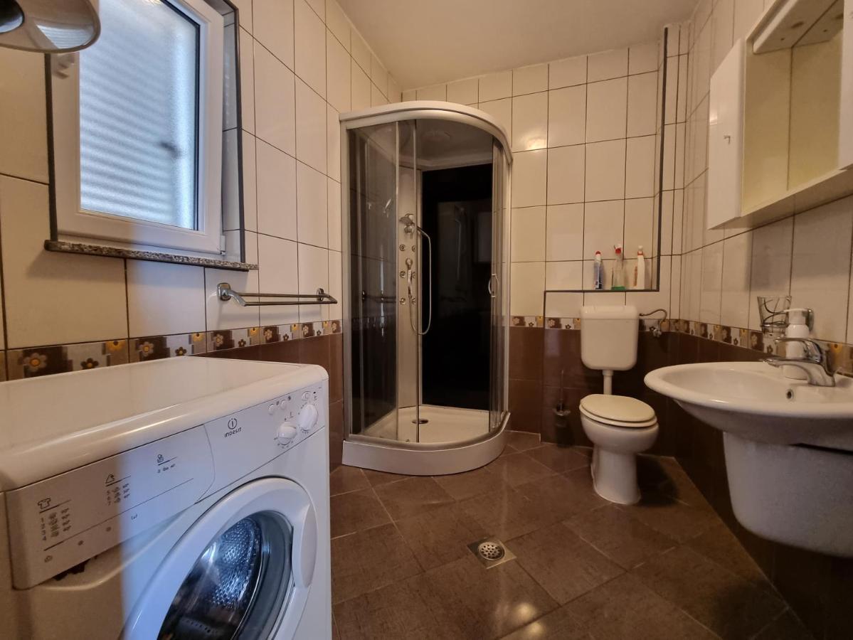 Apartment Wallot Novalja Ngoại thất bức ảnh