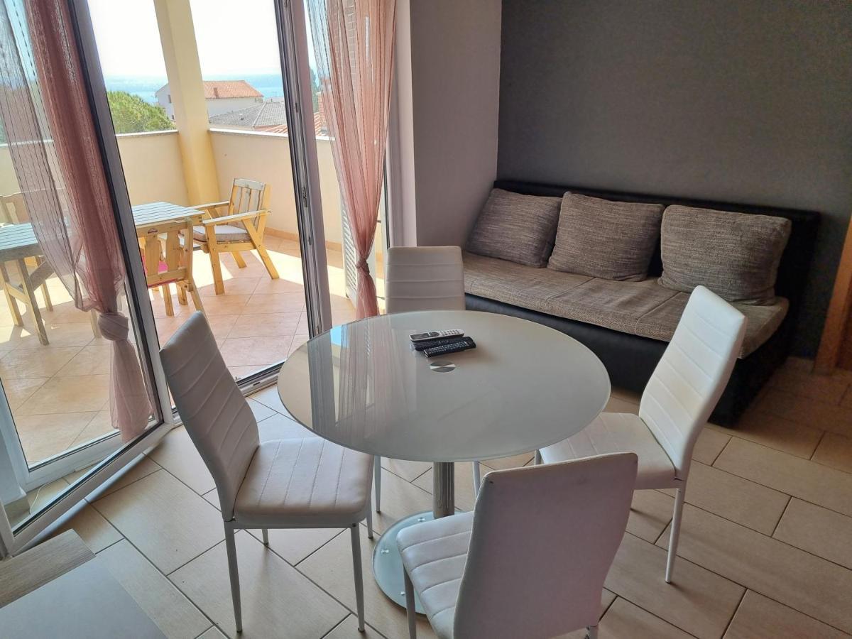 Apartment Wallot Novalja Ngoại thất bức ảnh