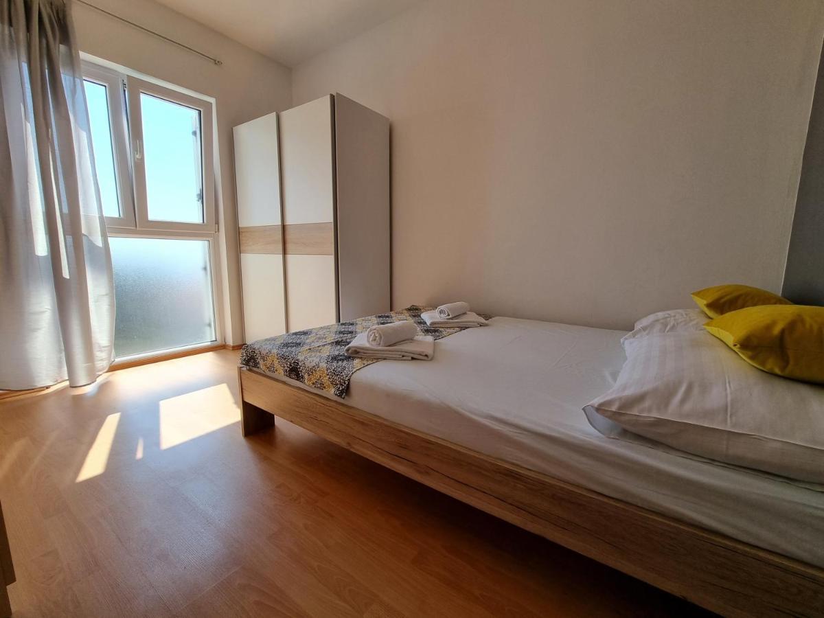 Apartment Wallot Novalja Ngoại thất bức ảnh